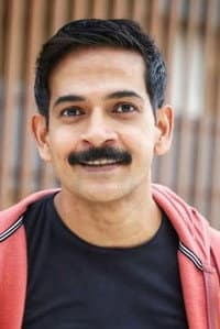 Girish Jain in Laxman Gole