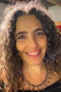 Estusha Grinberg in El Secreto del Doctor Grinberg
