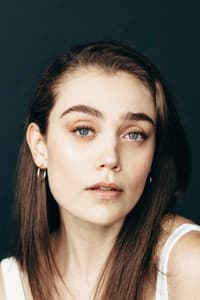 Alanna Bale in Lune