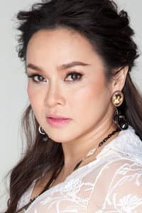 Mai Charoenpura in คอนเสิร์ต 10 ปี แกรมมี่