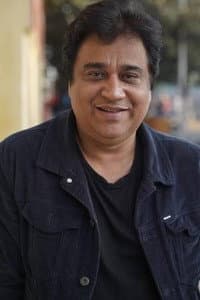 Manu Rishi Chadha in RK/RKAY
