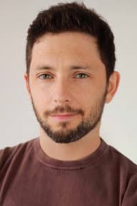 Carlos Malvarez in O Esqueleto