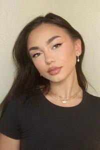 Devyn Nekoda in Mishka