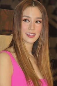 Cathy Tsui Chi-Kei in Shun Liu Ni Liu