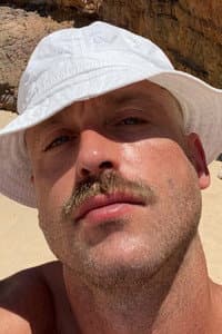 Thilo Stracke in No One Can Take Your Place
