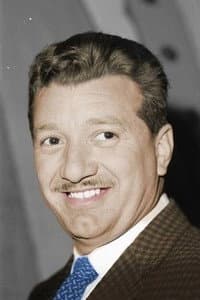 Víctor Manuel Castro in El sinvergüenza