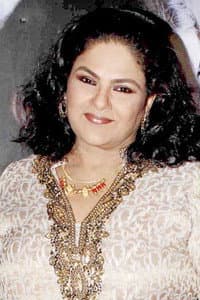 Guddi Maruti in Santaan