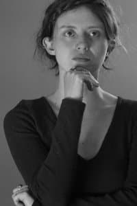 Mar Castañedo in Fantasmas en la Oscuridad