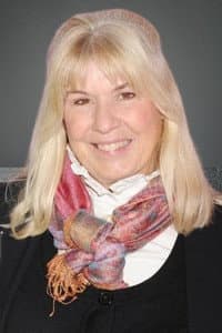 Barbara Dirickson in Disney Princess Enchanted Tales: Follow Your Dreams