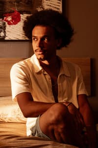 Danilo Baz in Lírios