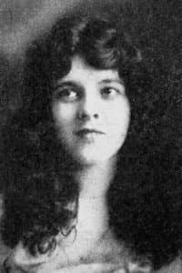 Leila Frost in The Heart of Ezra Greer