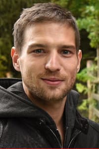 Robert Finster in Hüter meines Bruders