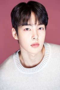 Kim Min-ki in 7월 32일
