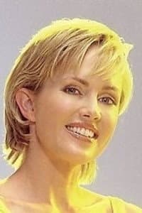 Kimberly Oja in Son of the Beach