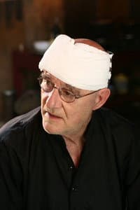 Jean-Luc Mello in Con đường trên núi