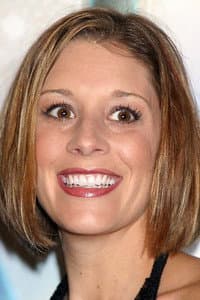 Lindsey Stoddart in Headhunter