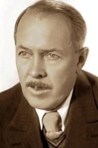 Pyotr Leontyev in Комбриг Иванов