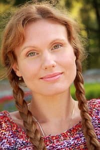 Yuliya Yanovskaya in Японский Бог