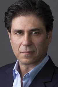 Jorge Molina in The Plot to Kill My Mother
