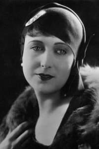 Andrée Lafayette in Les Trois Mousquetaires