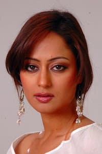 Kaveri Jha in Nagaram