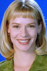 Nichole Pelerine in Kolobos