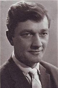 Georgy Satini in После свадьбы