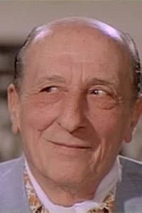 Renato Malavasi in Angeli senza paradiso