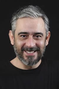 Gökhan Kıraç in De Garage