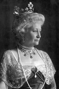 Augusta Victoria of Schleswig-Holstein in Arrivée en gondole des souverains d'Allemagne et d'Italie au palais royal de Venise
