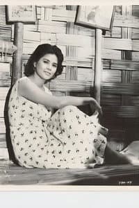 Liza Moreno in Triplets