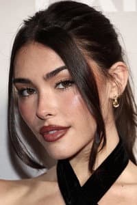 Madison Beer in The Victoria's Secret Fashion Show 2025