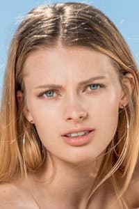 Sophie Sparks in Spa Day Getaway