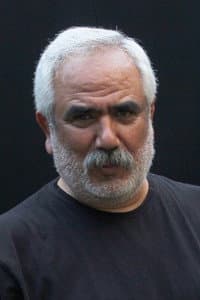 Mehmet Akif Özdemir in Ölü Köpekler Isırmaz