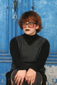 Mariana San Martín in Un Héroe Real (Literalmente Tú)