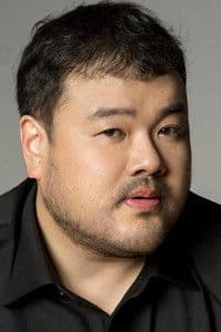 Kim Ji-hoon in Hwaryeonhan Oechul