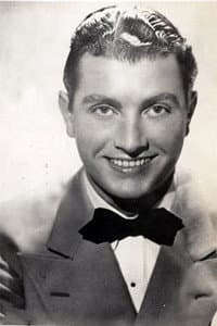Sherman Hayes in Waylon Jennings - The Lost Outlaw Performance