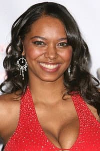 Esther Baxter in Because I Love You