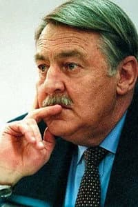 Pik Botha in Plot for Peace