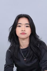 Kayla Anggoman in Ayah Bukan Pahlawan