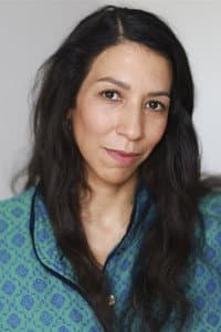 Prisca Lona in Manucure 24/24