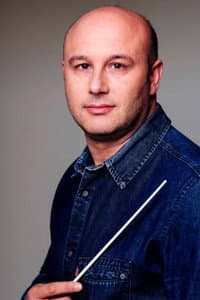 Riccardo Frizza in The Metropolitan Opera: La Sonnambula