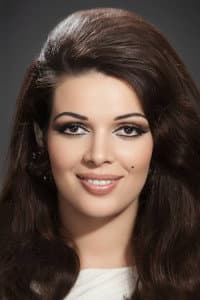 Zeynep Aksu in Sabır Taşı