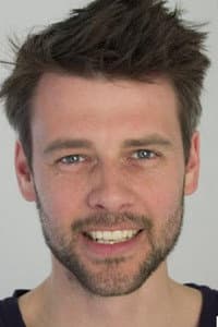 Christopher Poll in Den der viser vej