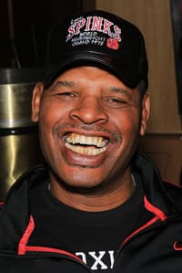 Leon Spinks in The Prize Fighter