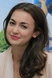 Rianti Cartwright in Jomblo