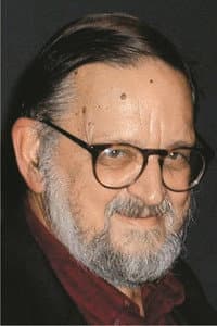 Nuno Teotónio Pereira in As Armas e o Povo