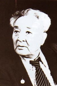 Sadykbek Dzhamanov in Салтанат