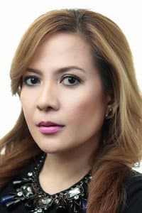 Liesl Batucan in Sana Dati