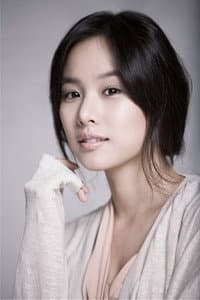 Jo Yoon-hee in Ki-sool-ja-deul